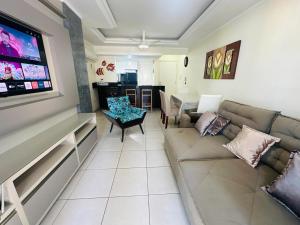 DISPONIVEL CARNAVAL, Ótima Localização!!! Apartamento De Frente No Centro De Capão Da Canoa