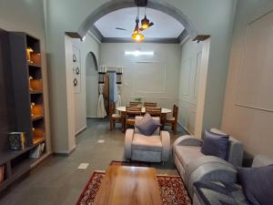 RamRaj, Family Stay with Garden View near Mahakal