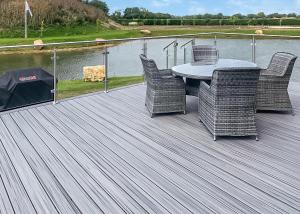 Lakeside Luxury Lodges