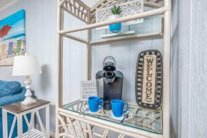 Cherry Grove 2BR, Steps to Beach