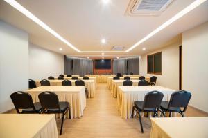 Natural Beach Resort Thasala