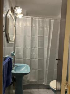 Departamento 2 ambientes, cerca del Shopping Aldrey y calle Guemes