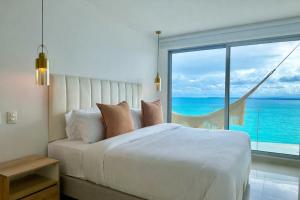 by Calamari Homes - Altamar 27B1 near walled city