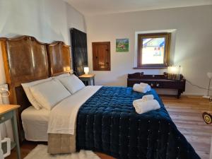 NEW Locanda da Raimondo - das Knarren der Zeit