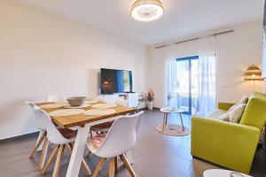 Apartment Marie mit Pool und Tennisplatz
