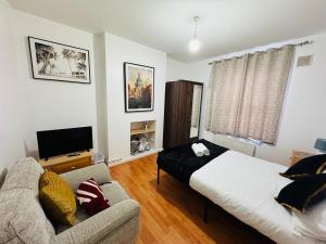 The Cozy One-Bed in London