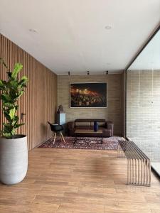 Loft, Bella Suiza, Luz Natural, 2 Baños, Clínica Santa fé