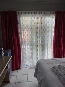 Ikhutseng Guesthouse