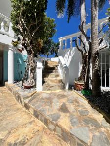 Hermosa villa frente al mar