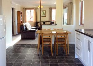 Bure-Way And Rosemere