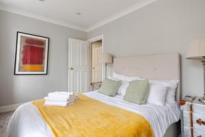 Premium 3BR Central London Escape