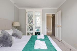 Premium 3BR Central London Escape