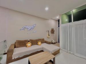 Beach home pool villa bangsaray