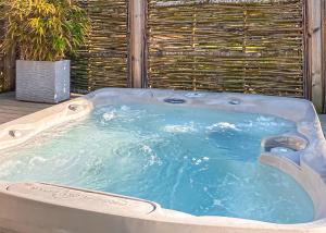 Yare View Holiday Cottages