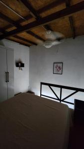 Kitnet Micro casa com varanda e privacidade