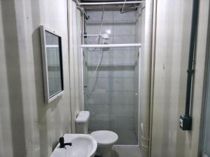 Apartamento Térreo em Itapema Bom Custo Ar condicionado e vaga de estacionamento QQ