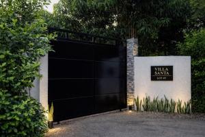 Villa Tranquila - Paraíso Privado con Piscina y Amplios Espacios Naturales con Casa Campestre