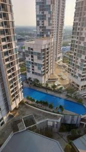 NEW UNIT!! Super Cozy 2-Bedroom Family & Kid-FriendlyIFree WIFI&ParkingI i-City Shah Alam
