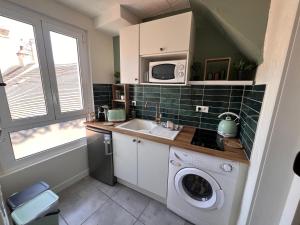 Jungle Deluxe Appartement élégant et cosy au centre de Fontainebleau, proche INSEAD