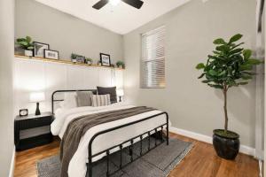 Luxury 3BR with Parking in Heart of DC - Steps to Metro