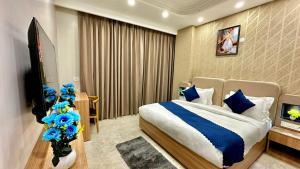 Dreamwood Luxury Apartment Near Sec 29 Gurgaon