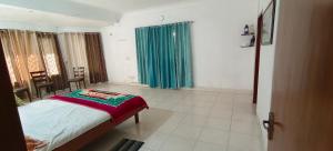 Chavan White House Farm and Stay