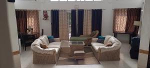 Chavan White House Farm and Stay