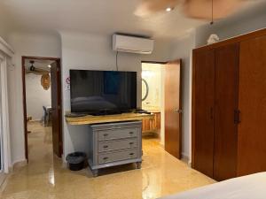 Blue angel 26 a pasos de la 5av y la playa