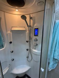 شقة فندية فاحرة