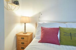 Saltburn Centre 3-Bed 3-Bath Apartment