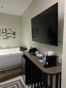 LAVENUE Hotel