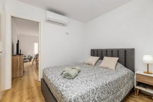 NEW! Apartment 2 min from Sesimbra Beach