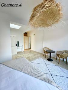 Large 6-bedroom house, close to Lille city center, CHR