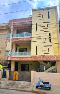 RUSHITHA HOMESTAY AC Room 3 BEDROOM FREE WFI NEAR TO ALIPIRI