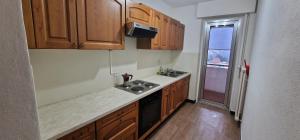 Melide Simple Basic Apartment close to Train Station