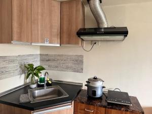 Modern Cozy Apartment at Avida Riala, IT Park