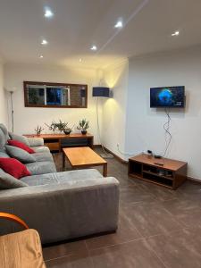 House with pool and 4 bedrooms