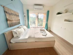 Stylish 1BHK apartment in Siolim with Forest View
