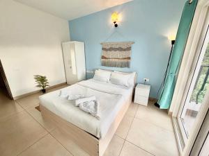 Stylish 1BHK apartment in Siolim with Forest View