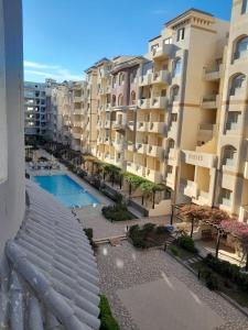 فلورينزا خمسين