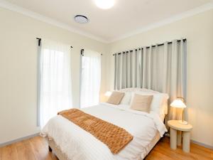 Hunter Valley Modern 4-Bedroom House