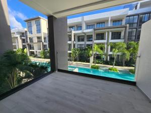 Apartamento a estrenar con acceso privado a la playa