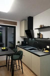 JOYSO LIFE&SPA Brasov Apartments - Couples Only