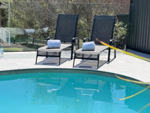 Palacete Beach - Sleeps 8-Pool-Outdoor sitting