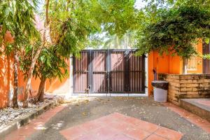 Thai Home Villa 3BR near Hollywood