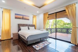 Thai Home Villa 3BR near Hollywood