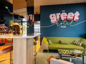 greet Hotel Reims Tinqueux