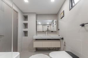 ThaiHomeLuxury6B villa walkingst