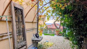 Meine Sonne Riviera, appartamento storico con vista mare, terrazzo e parcheggio