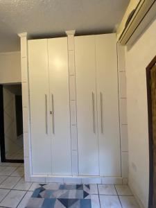 Casa com piscina em Mongaguá Próximo a Plataforma